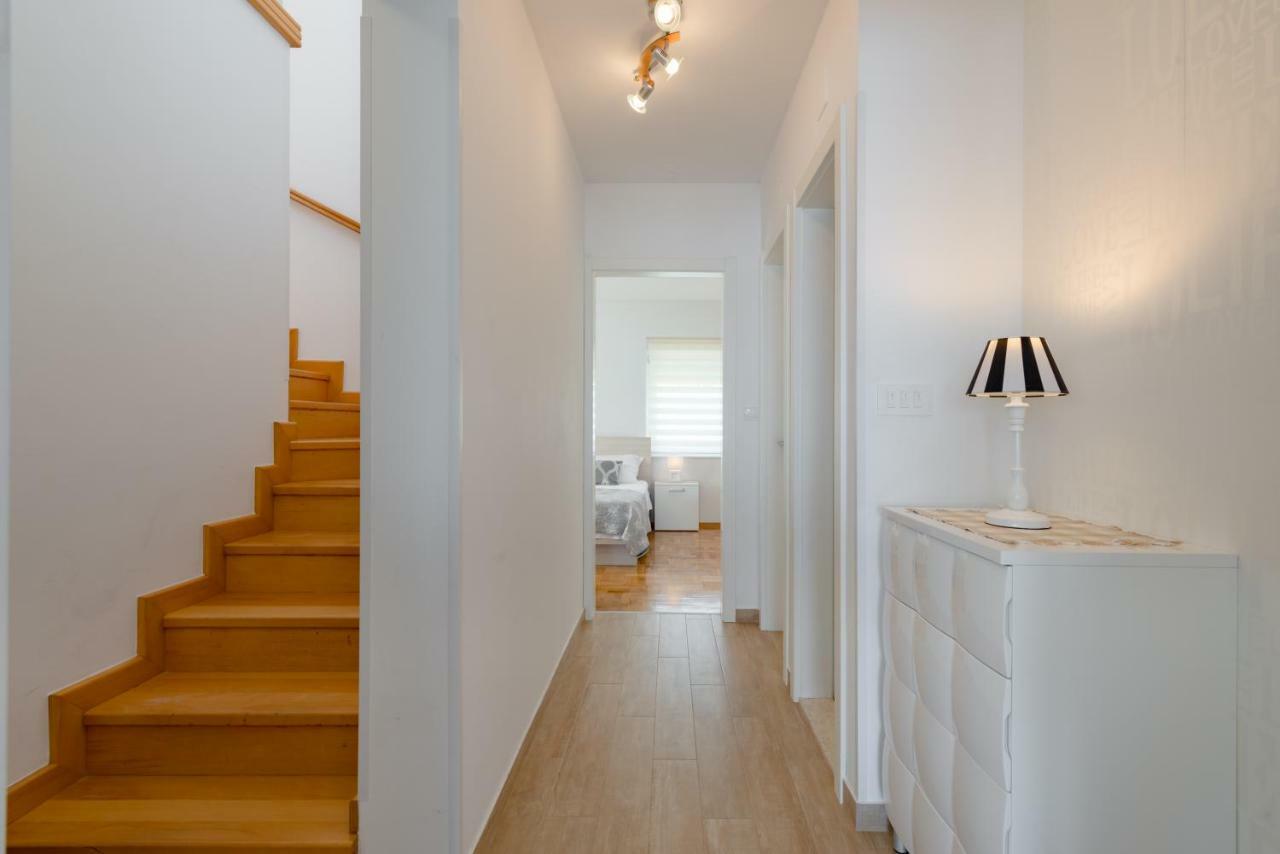 Apartment Sun & Sea สปลิท ภายนอก รูปภาพ
