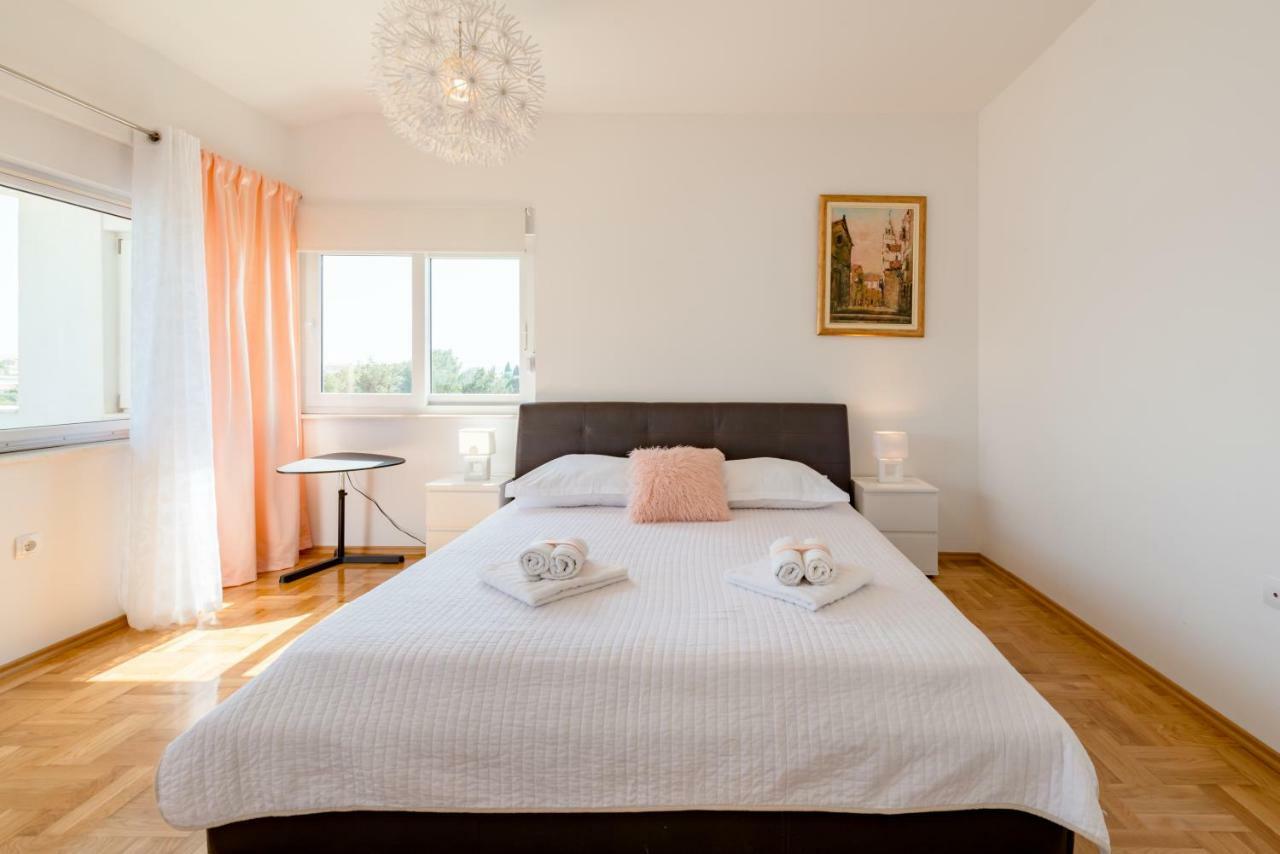 Apartment Sun & Sea สปลิท ภายนอก รูปภาพ